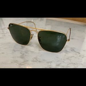 Ray-Ban Aviator: Caravan Collection